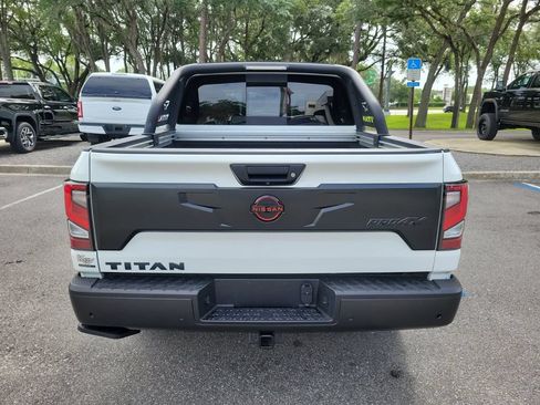 Used 2023 Nissan Titan PRO-4X w/ Pro-4x Convenience Package AWD/4WD image 10