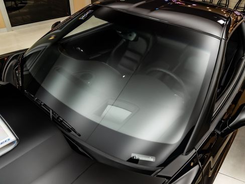 Used 2009 Chevrolet Corvette ZR1 w/ Preferred Equipment Group RWD image 27