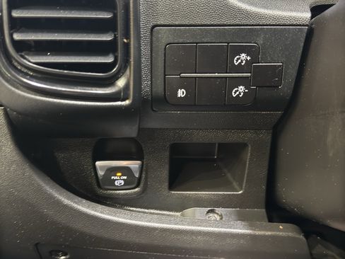 Used 2025 RAM ProMaster 3500 w/ Convenience Group FWD image 26