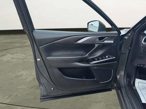 Used 2018 MAZDA CX-9 Grand Touring image 10