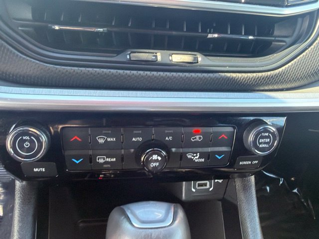 Used 2026 Jeep Compass Trailhawk AWD/4WD image 18