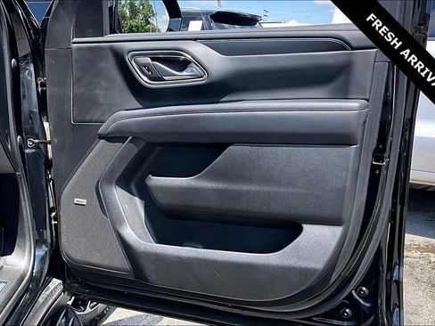 Used 2021 Chevrolet Suburban RST AWD/4WD image 27