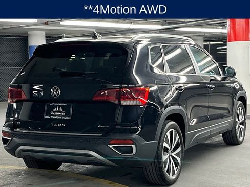Used 2023 Volkswagen Taos SE w/ Panoramic Sunroof Package AWD/4WD image 6