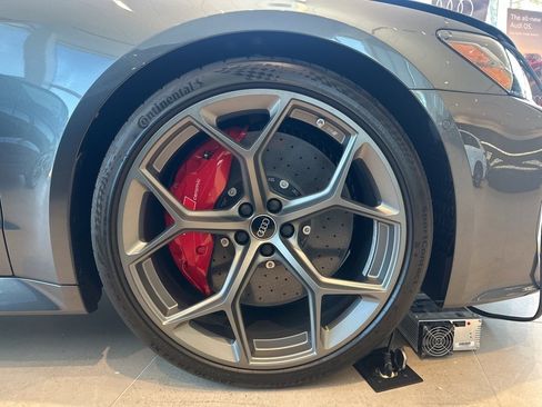 New 2026 Audi RS 7 Performance image 8