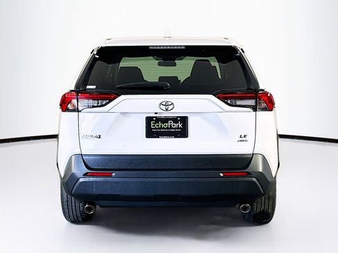 Used 2025 Toyota RAV4 LE image 7