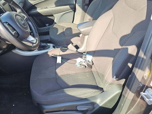 Used 2020 Jeep Compass Sport w/ Cold Weather Group image 2