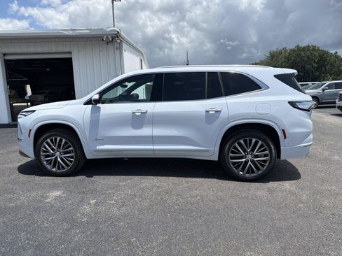 New 2026 Buick Enclave Avenir w/ Super Cruise Package FWD image 6