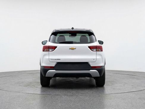 Used 2025 Chevrolet TrailBlazer LT FWD image 7