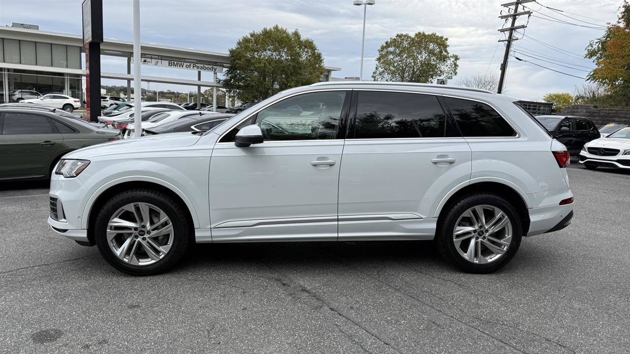 Used 2023 Audi Q7 2.0T Premium Plus w/ Premium Plus Package AWD/4WD image 11