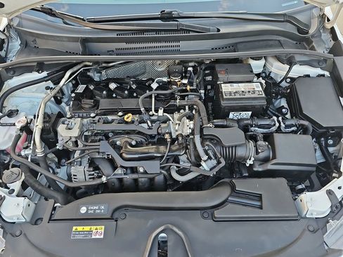 Used 2024 Toyota Corolla LE FWD image 30
