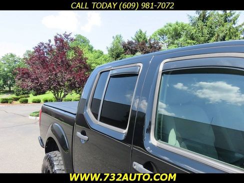 Used 2011 Nissan Frontier S AWD/4WD image 21