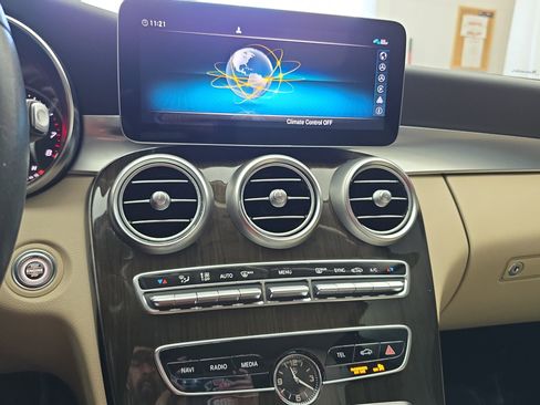 Used 2020 Mercedes-Benz C 300 Sedan image 20