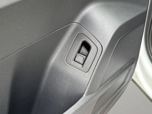 Used 2020 Volkswagen Atlas Cross Sport SE w/ Panoramic Sunroof Package image 21