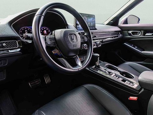 Used 2022 Honda Civic Sport Touring image 7