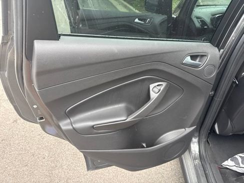 Used 2016 Ford C-MAX SEL w/ Equipment Group 302A FWD image 25