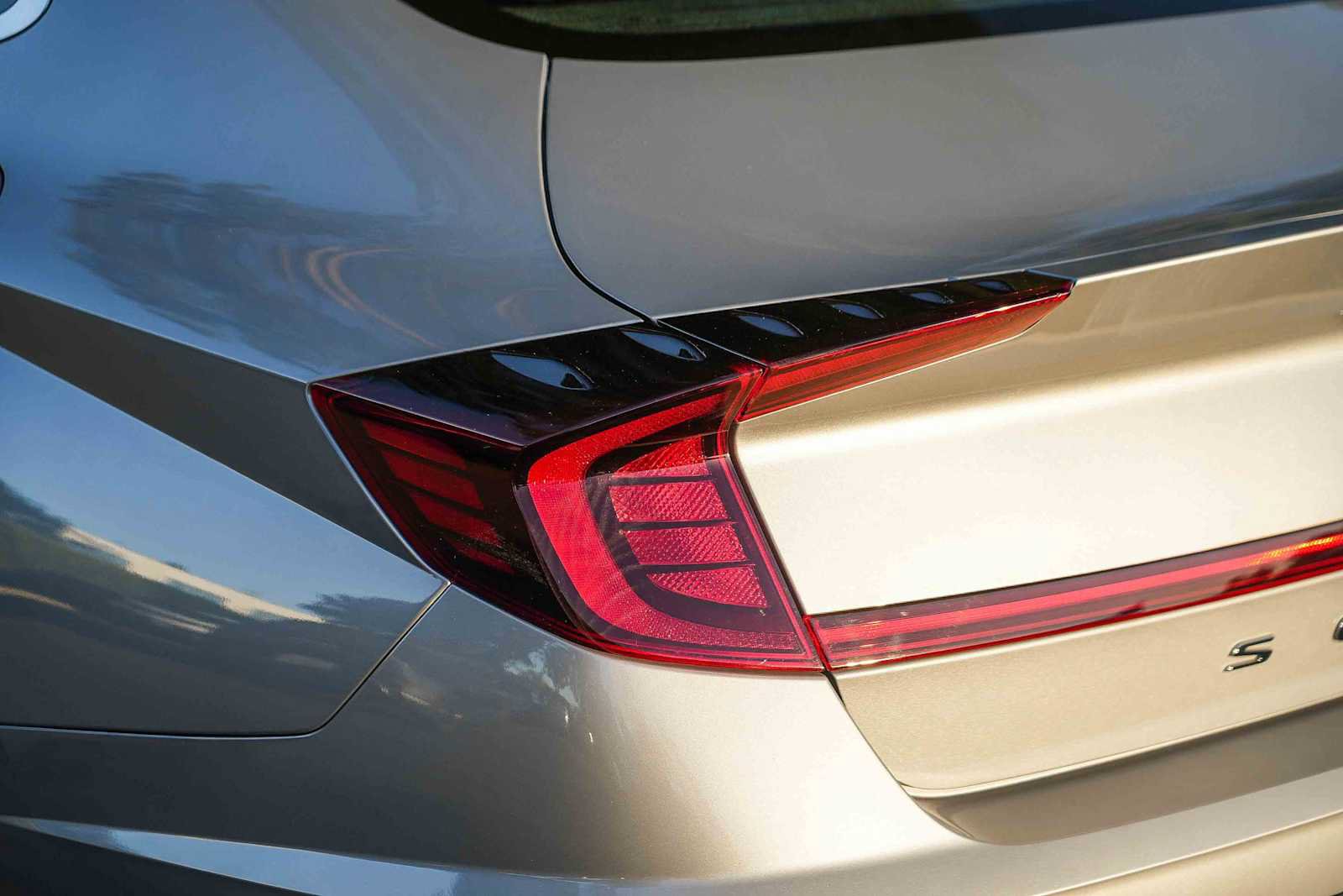 Certified 2023 Hyundai Sonata SEL w/ Convenience Package FWD image 9