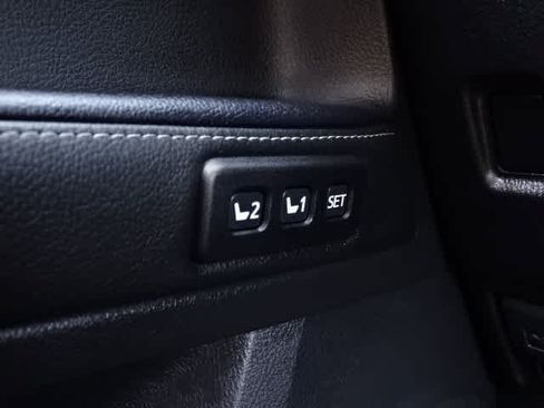 Used 2021 Toyota 4Runner Limited AWD/4WD image 37