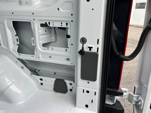 New 2026 Ford Transit 250 250 Medium Roof image 16