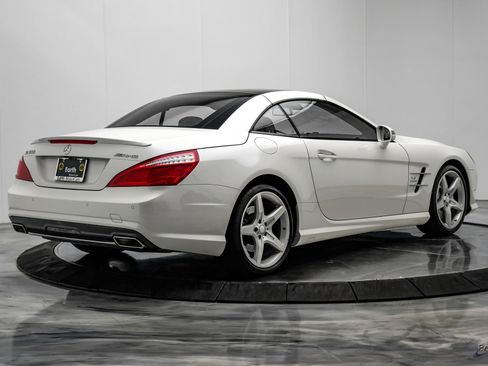 Used 2014 Mercedes-Benz SL 550 image 20