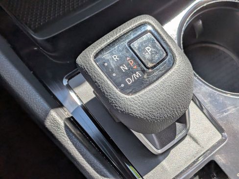 Used 2023 Nissan Rogue SV image 26