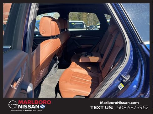 Used 2023 Audi Q5 2.0T Premium w/ Convenience Package image 16