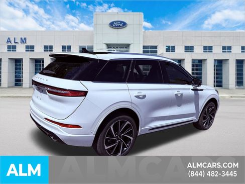 Used 2023 Lincoln Corsair Grand Touring w/ Equipment Group 302A AWD/4WD image 6