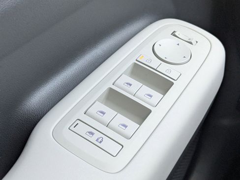 New 2026 Hyundai Santa Fe SE image 26