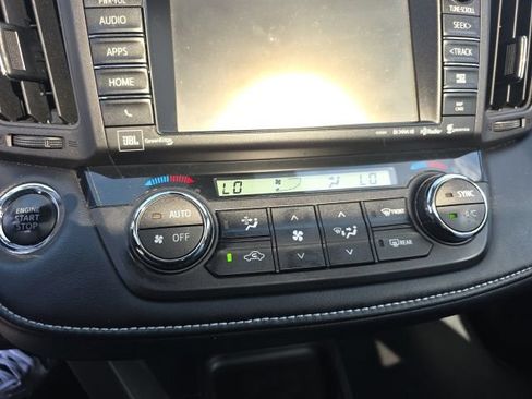 Used 2018 Toyota RAV4 Platinum AWD/4WD image 15