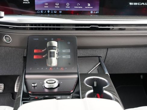 Used 2026 Cadillac Escalade V w/ LPO, ONYX Package image 23