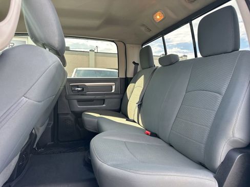 Used 2017 RAM 2500 SLT AWD/4WD image 18