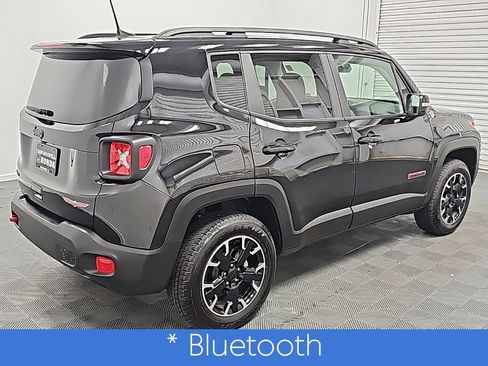 Used 2023 Jeep Renegade Trailhawk w/ Trailhawk Elite Group image 9