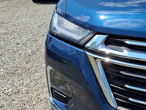 Used 2023 Chevrolet Traverse LT w/ LPO, Floor Liner Package AWD/4WD image 27