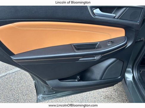 Used 2024 Ford Edge Titanium w/ Titanium Elite Package image 24