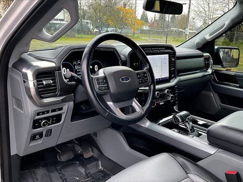 Used 2023 Ford F150 Lariat image 19