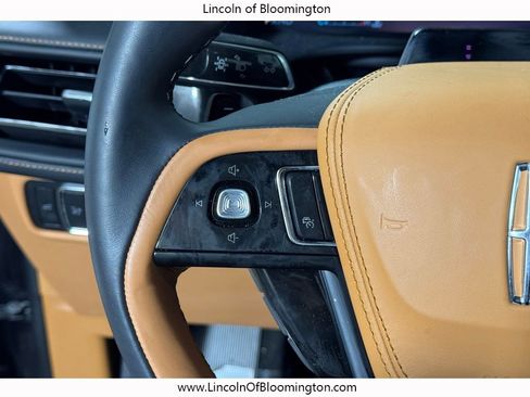 Certified 2025 Lincoln Aviator Black Label w/ Jet Appearance Package image 27