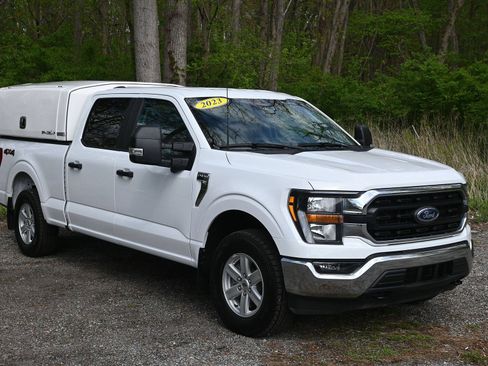 Used 2023 Ford F150 XLT w/ Trailer Tow Package AWD/4WD image 3