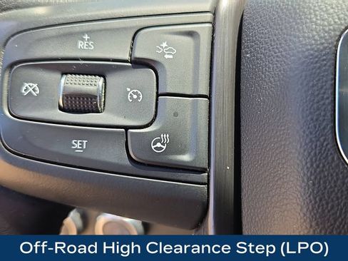 Used 2023 GMC Sierra 1500 AT4 w/ AT4 Premium Package AWD/4WD image 9