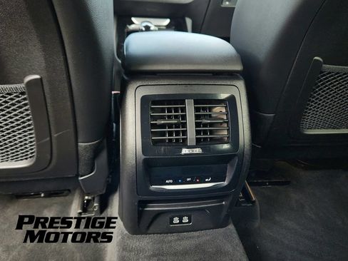 Used 2022 BMW X3 xDrive30i w/ Premium Package AWD/4WD image 29