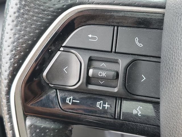 Used 2022 Toyota Tundra Limited AWD/4WD image 10