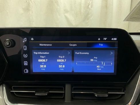 Used 2025 Chevrolet Trax LT w/ LT Convenience Package FWD image 18