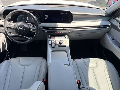 Used 2025 Hyundai Palisade SEL image 17