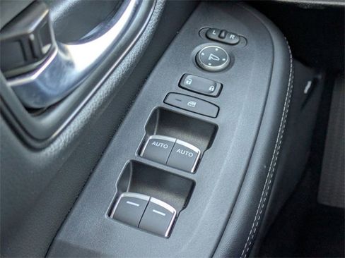 Certified 2024 Honda HR-V EX-L image 27