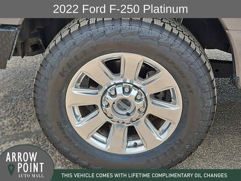 Used 2022 Ford F250 Platinum w/ FX4 Off-Road Package AWD/4WD image 16