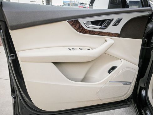 Used 2018 Audi Q7 2.0T Premium Plus w/ Premium Plus Package image 14