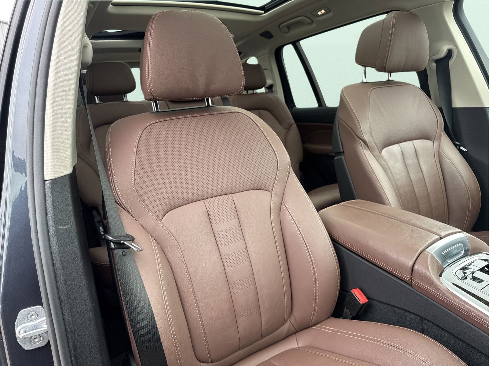 Used 2020 BMW X7 xDrive50i w/ Cold Weather Package AWD/4WD image 59
