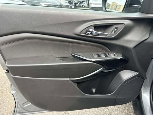 New 2026 Chevrolet Trax RS w/ Driver Confidence Package image 8