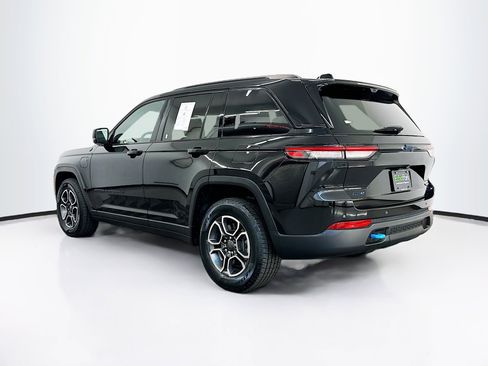 Used 2022 Jeep Grand Cherokee Trailhawk w/ Luxury Tech Group III image 5
