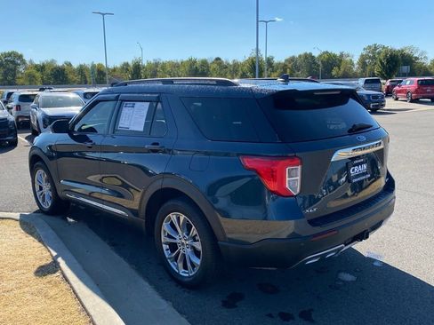 Used 2022 Ford Explorer XLT w/ Equipment Group 202A AWD/4WD image 5