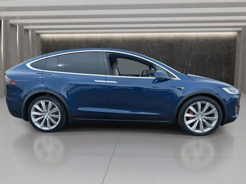 Used 2020 Tesla Model X Performance image 7