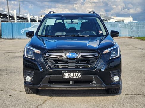 Used 2023 Subaru Forester Limited AWD/4WD image 2